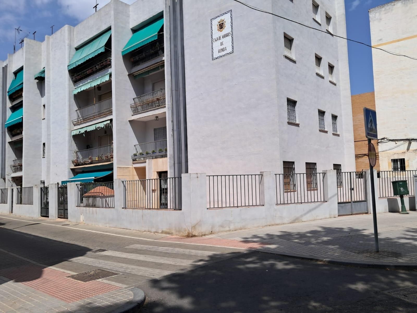 Flat for sale in Huerta de la Reina - Trassierra