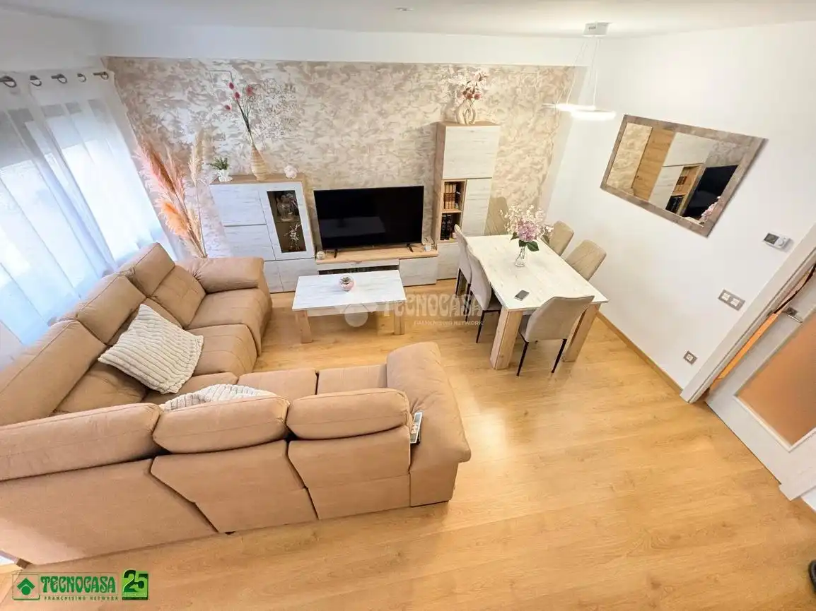 Sala d'estar de Casa adosada en venda en Miguelturra amb Calefacció