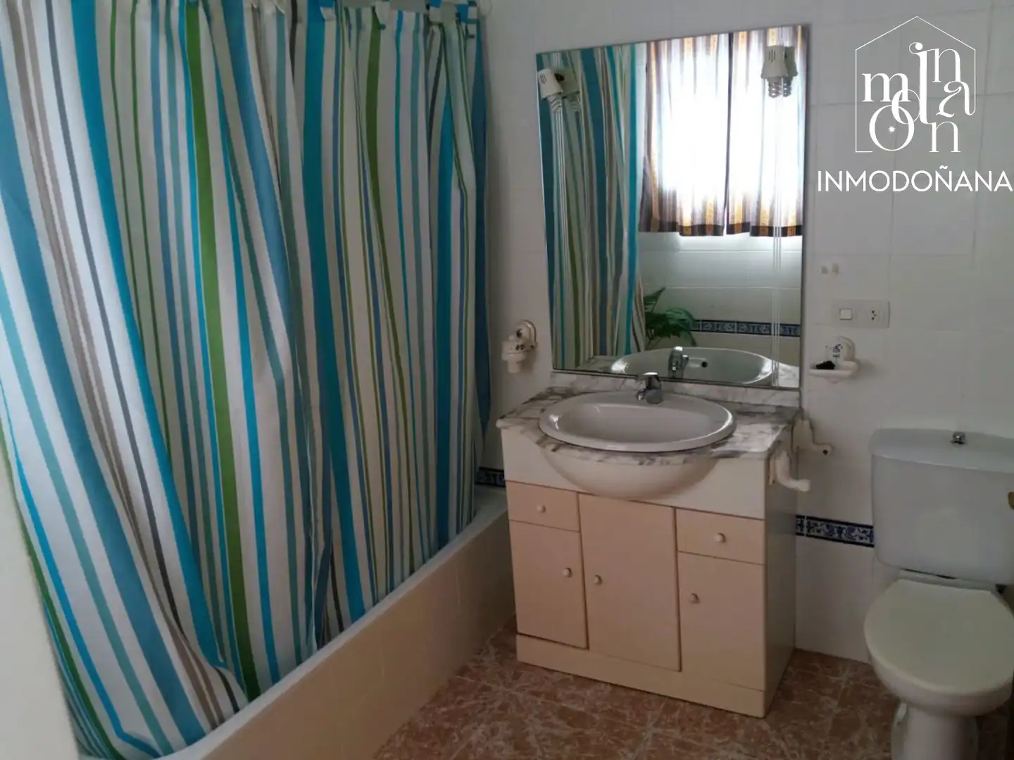 Baño de Casa adosada en venta en Almonte con Terraza y Amueblado