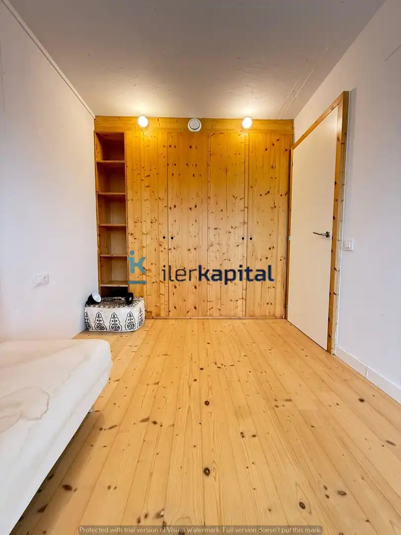 Dormitori de Casa o xalet en venda en Lleida amb Aire condicionat, Calefacció i Jardí privat