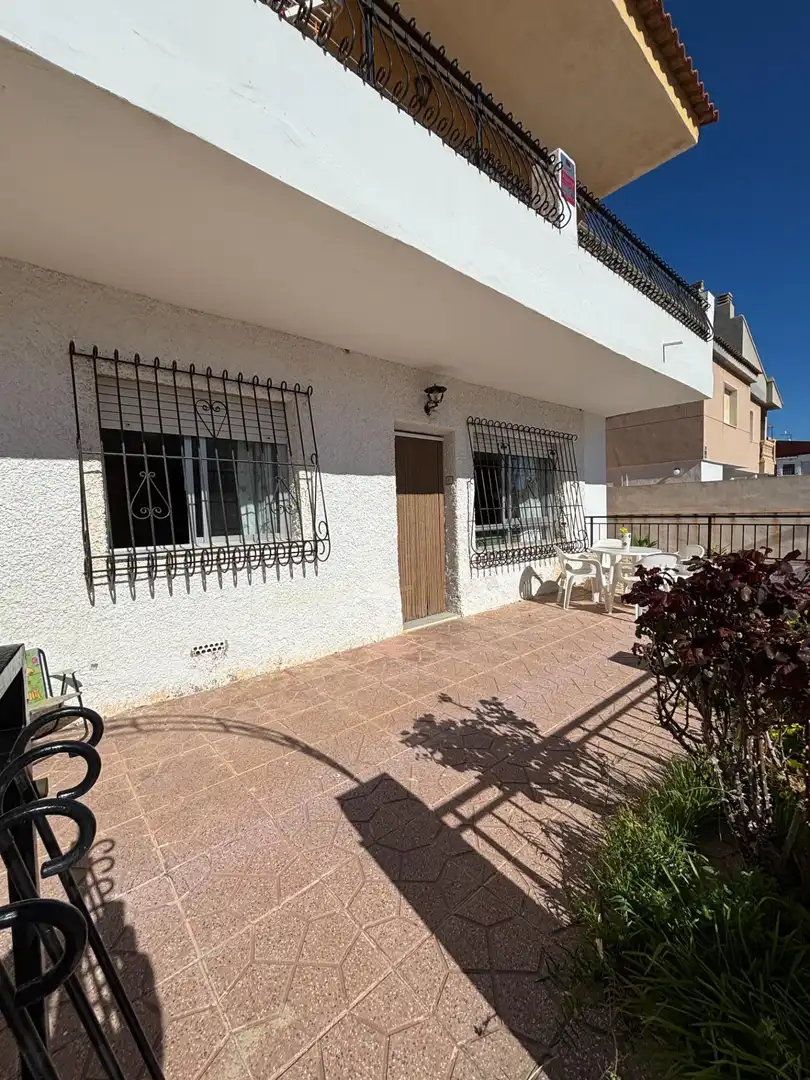 Vista exterior de Pis en venda en Cartagena amb Jardí privat, Terrassa i Traster