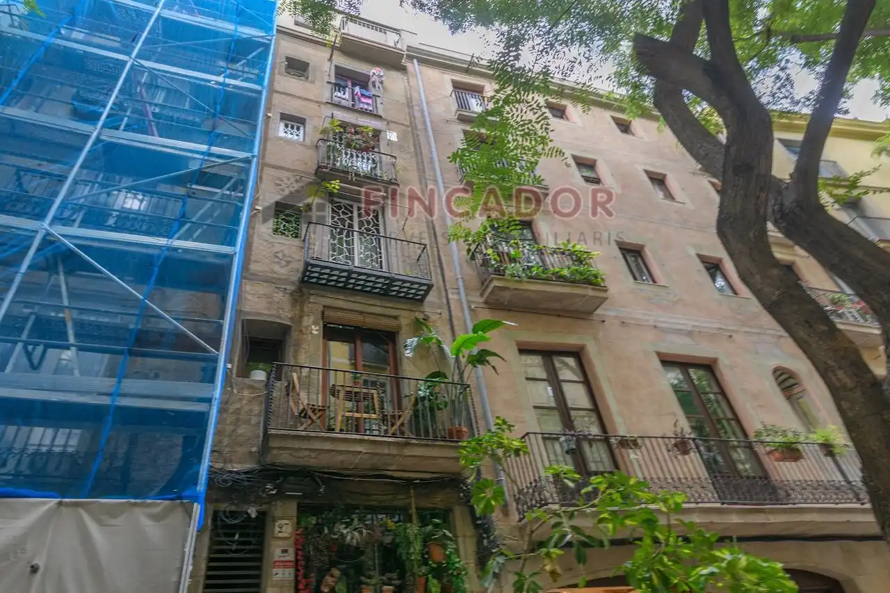 Vista exterior de Piso en venta en Barcelona con Aire acondicionado, Calefacción y Parquet