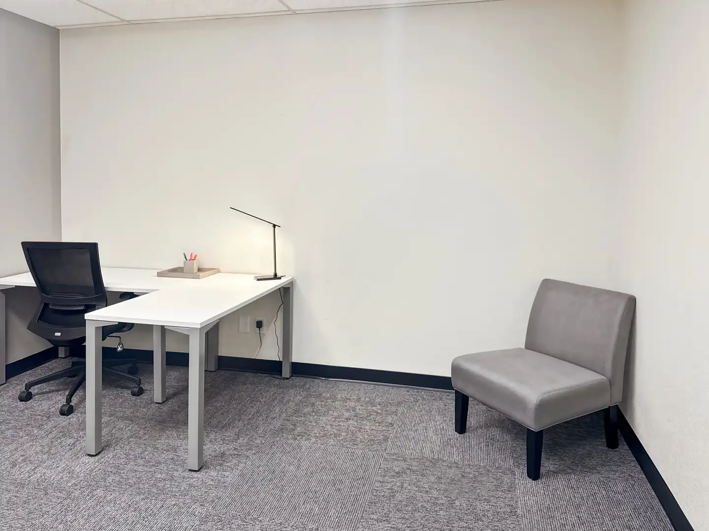 Office space with lift to rent in Calle Berna 1, imagen 9