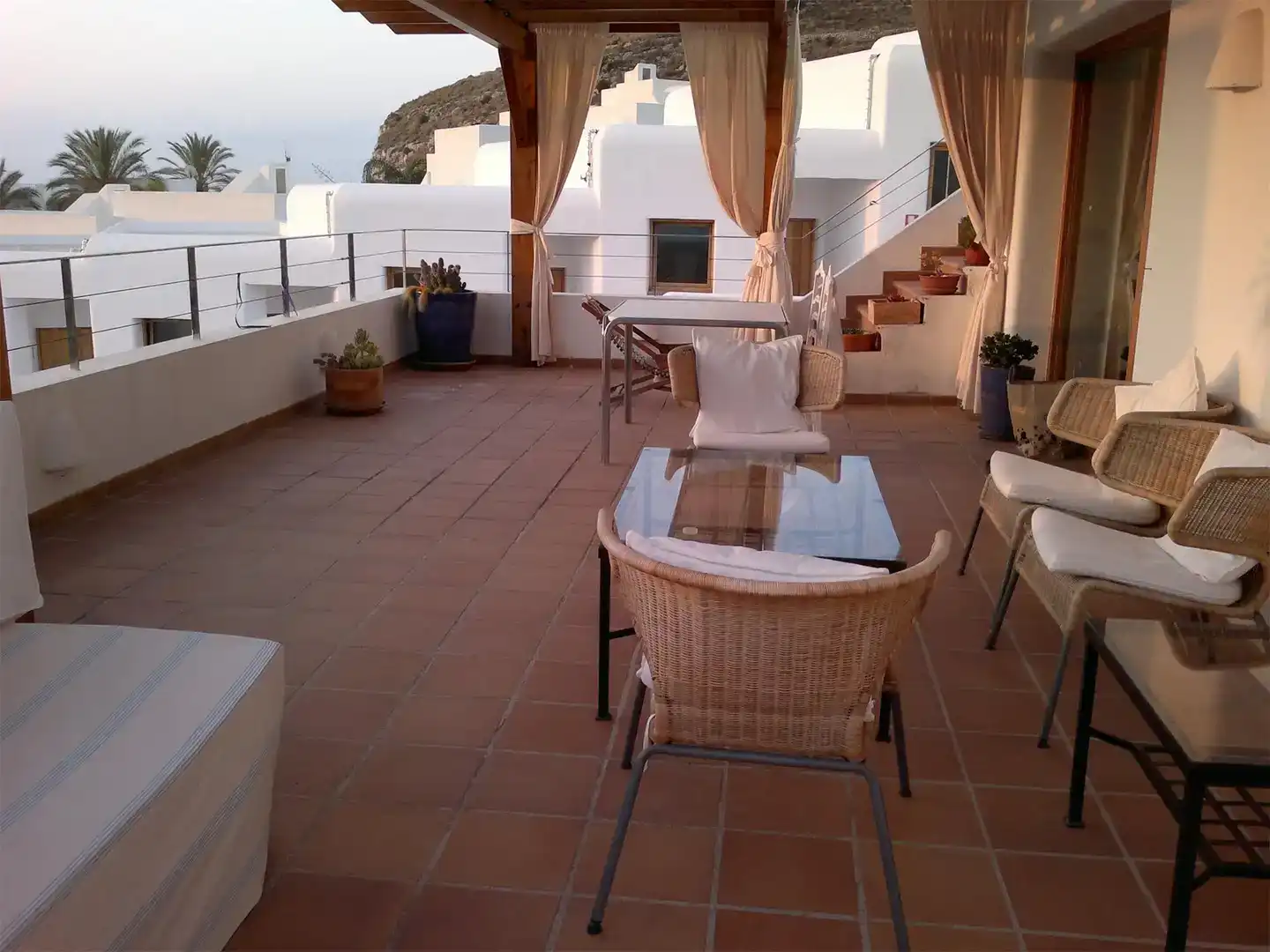 Terraza de Casa o chalet de alquiler en Níjar con Aire acondicionado, Jardín privado y Piscina