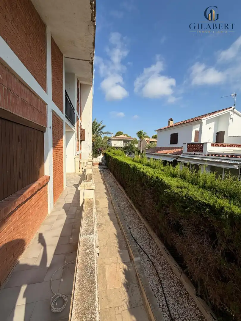 Vista exterior de Casa o xalet en venda en L'Ampolla, Tarragona