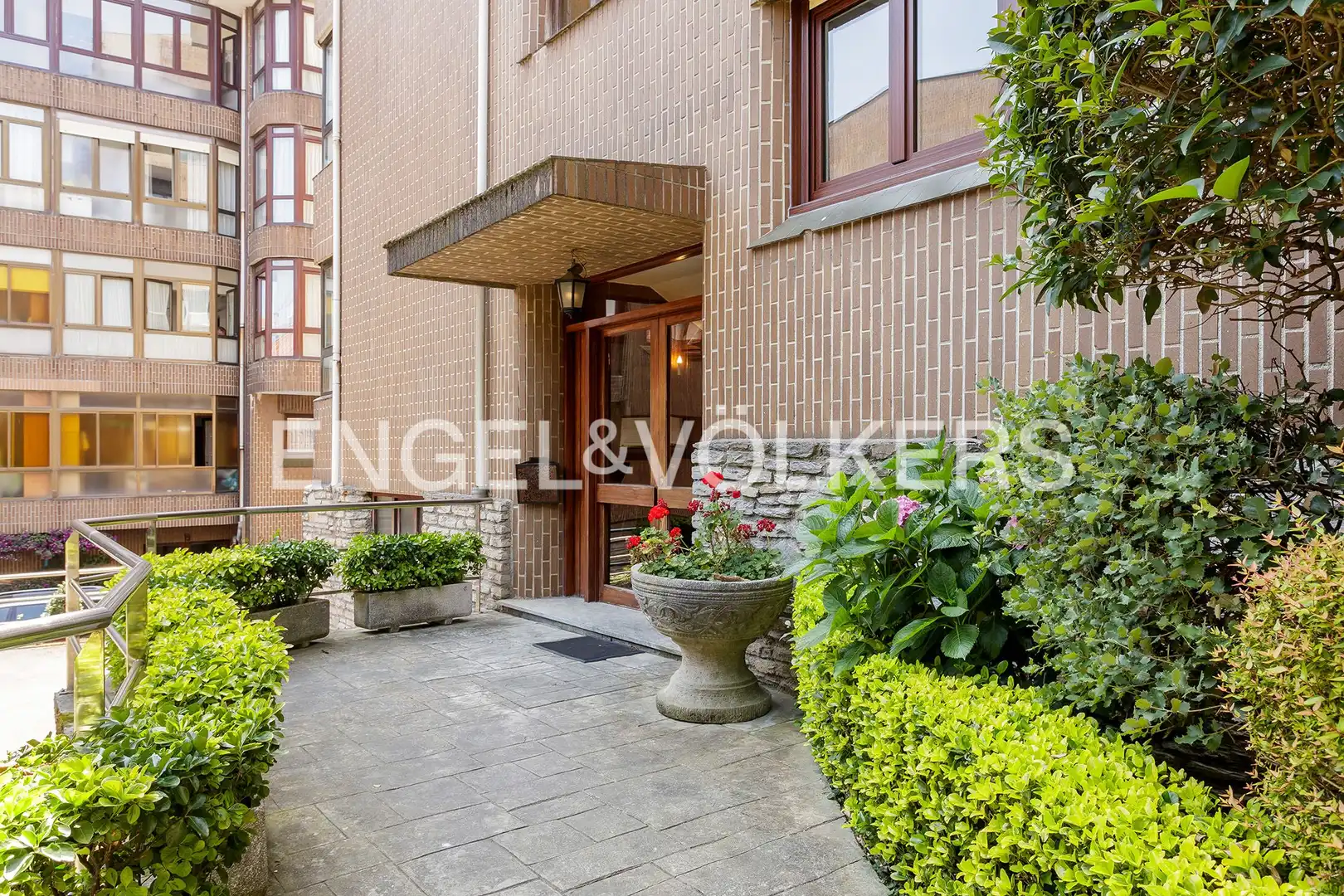 Vista exterior de Piso en venta en Getxo  con Calefacción y Trastero