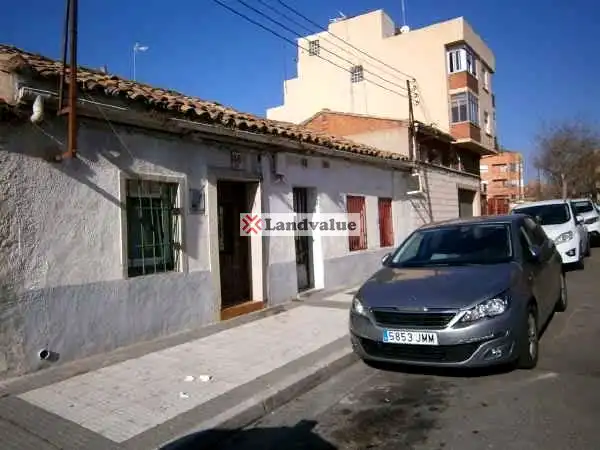 Exterior view of Residential for sale in Zaragoza