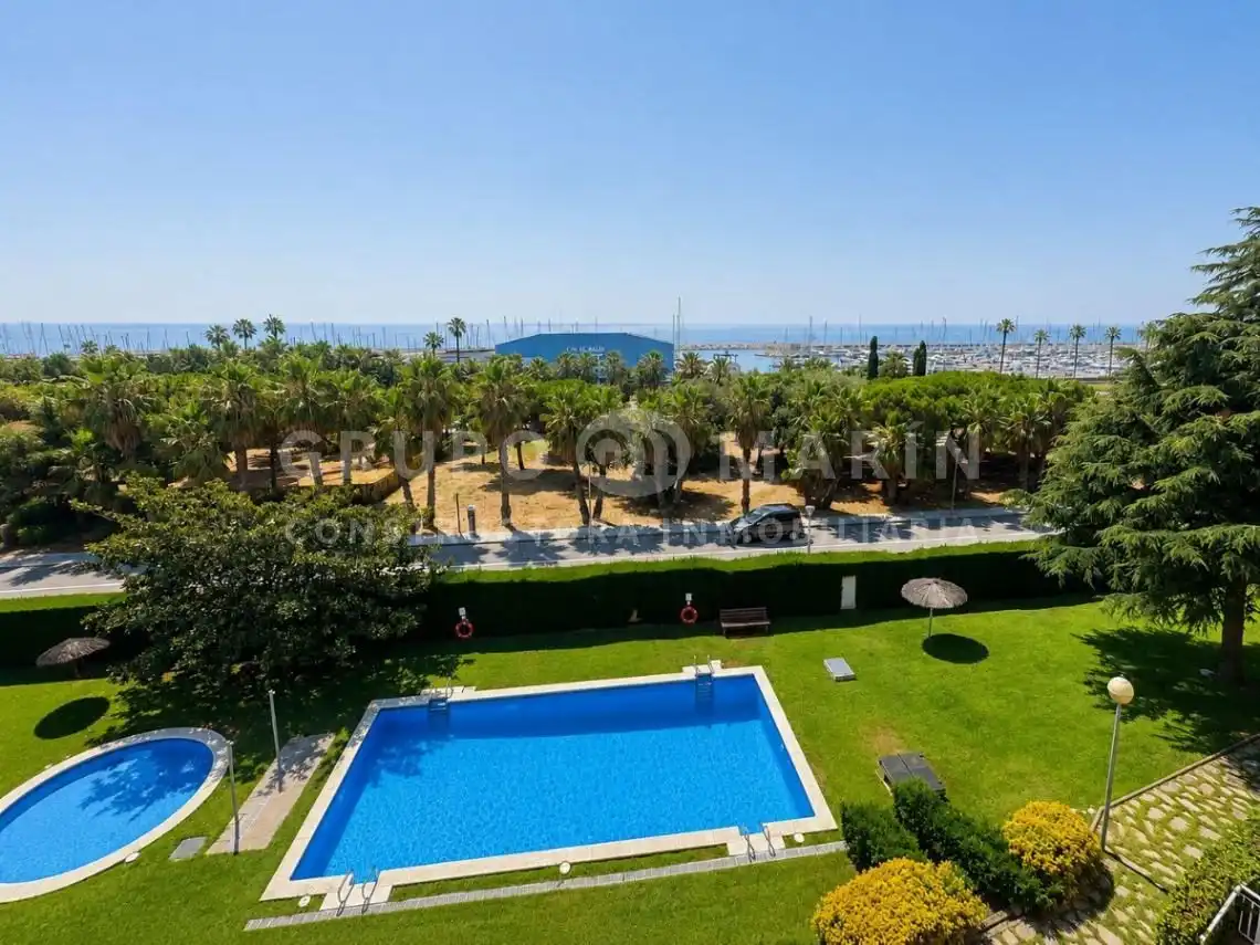 Jardín de Dúplex en venta en Sant Andreu de Llavaneres con Aire acondicionado, Terraza y Trastero
