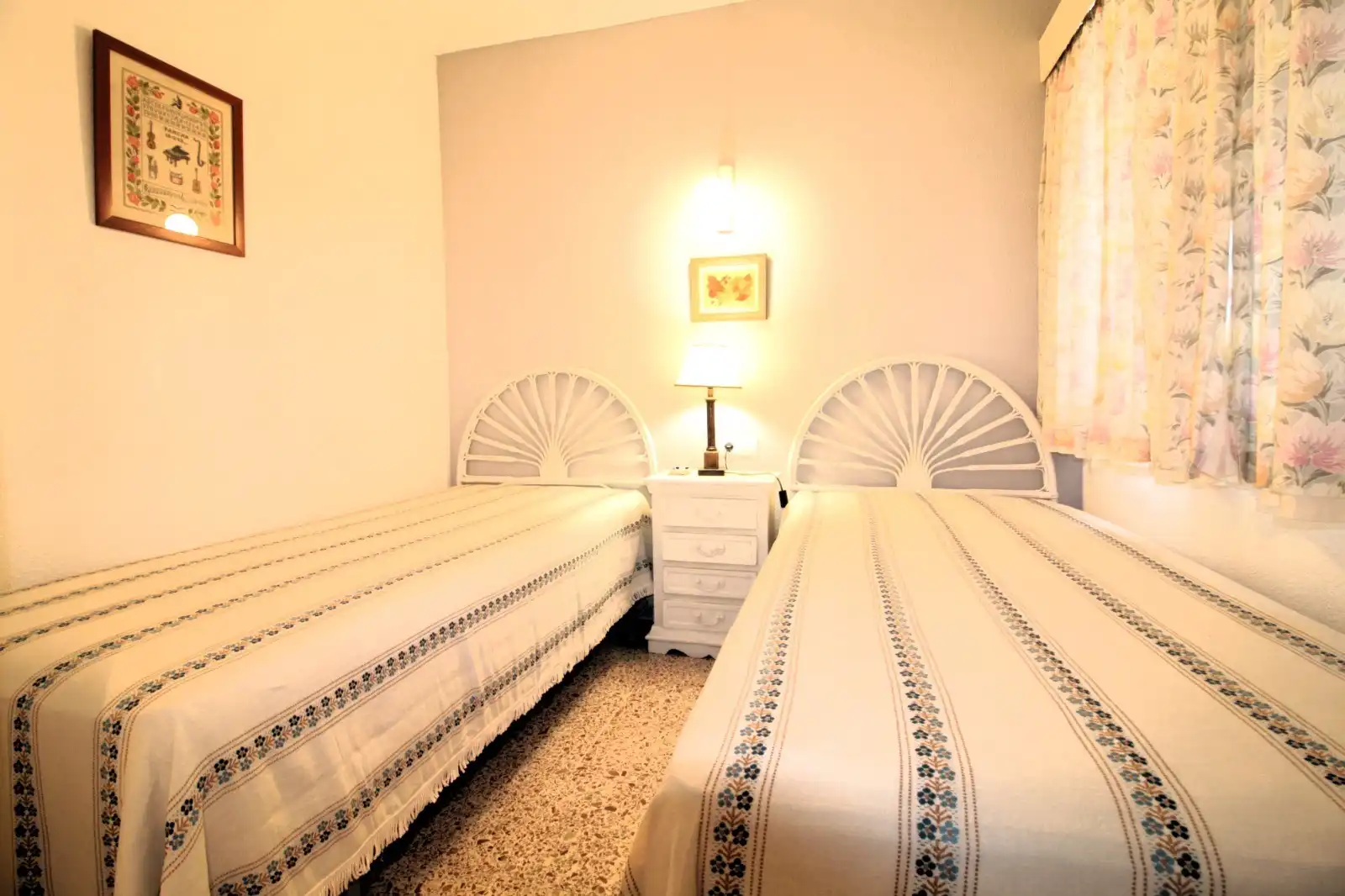 Bedroom of Apartments for sale in Orihuela
