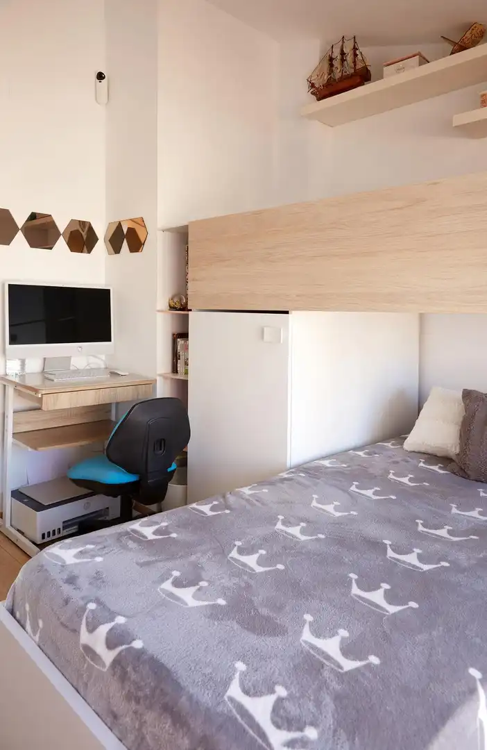 Dormitori de Dúplex en venda en Terrassa amb Calefacció, Parquet i Terrassa