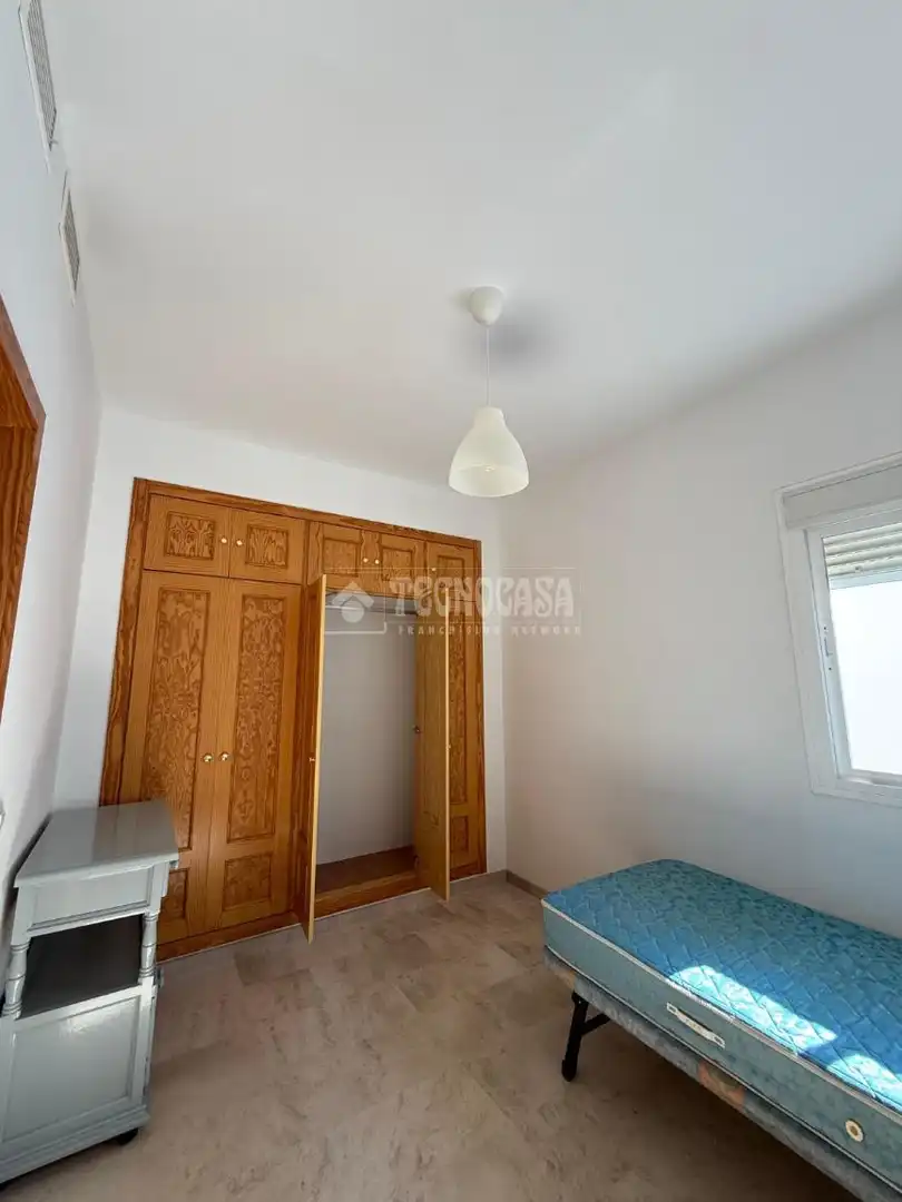 Detached homes for rent in Villamanrique de la Condesa
