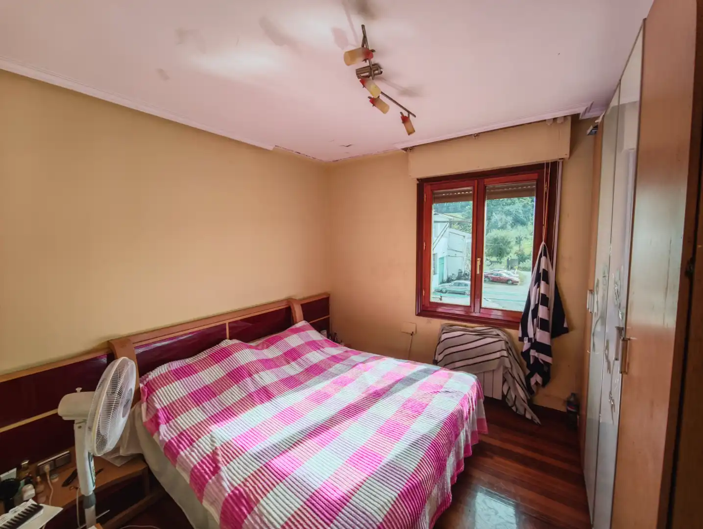 Habitación de Piso en venta en Abadiño  con Calefacción y Amueblado