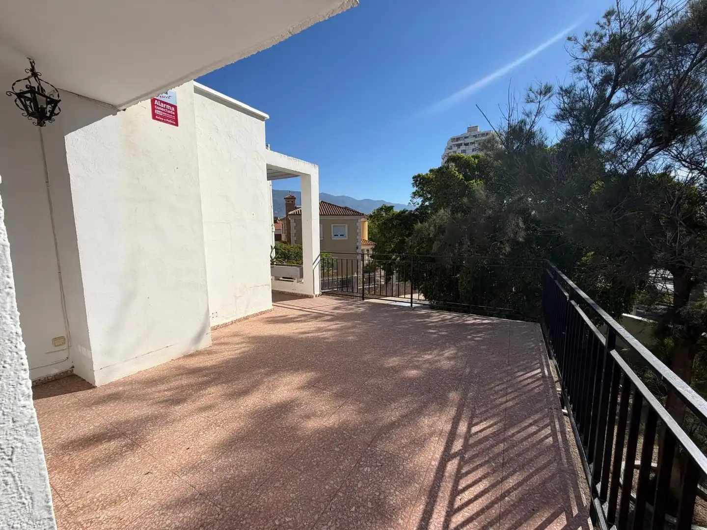 Terrassa de Casa o xalet en venda en El Ejido amb Aire condicionat, Jardí privat i Traster