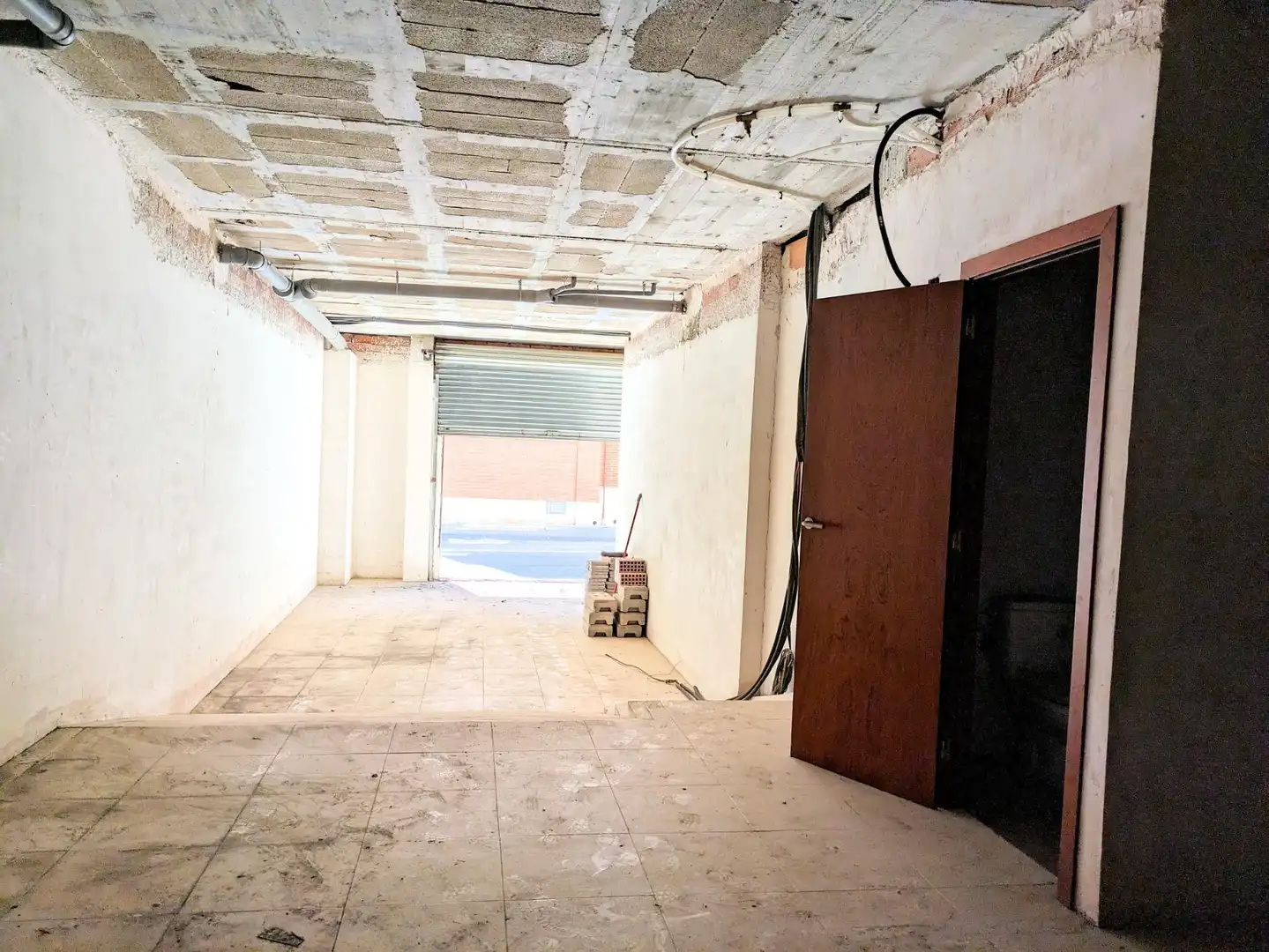 Gewerbefläche zum Verkauf in Grau - Quintanes, imagen 7