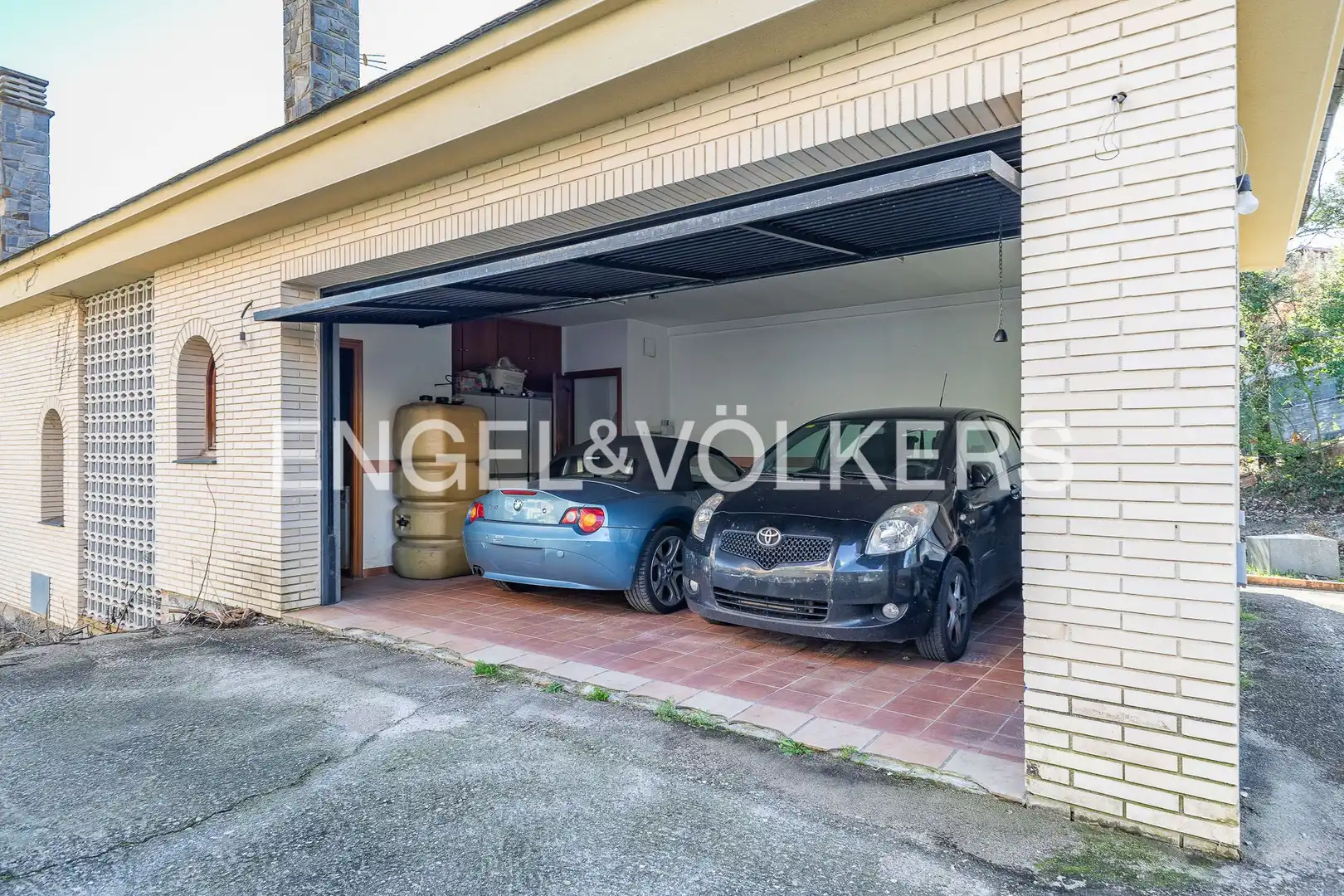 Parking de Casa o chalet en venta en Caldes de Montbui con Calefacción, Jardín privado y Terraza
