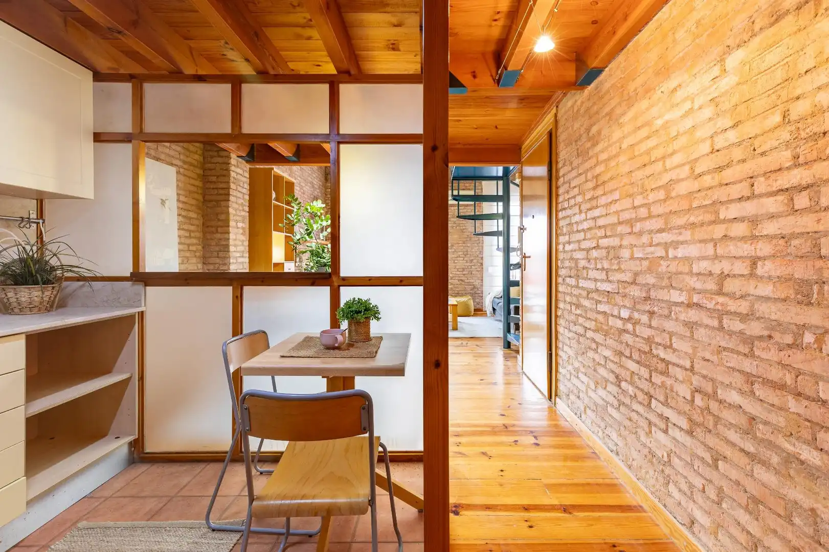 Maisonette zum Verkauf in Valencia mit Klimaanlage und Balkon