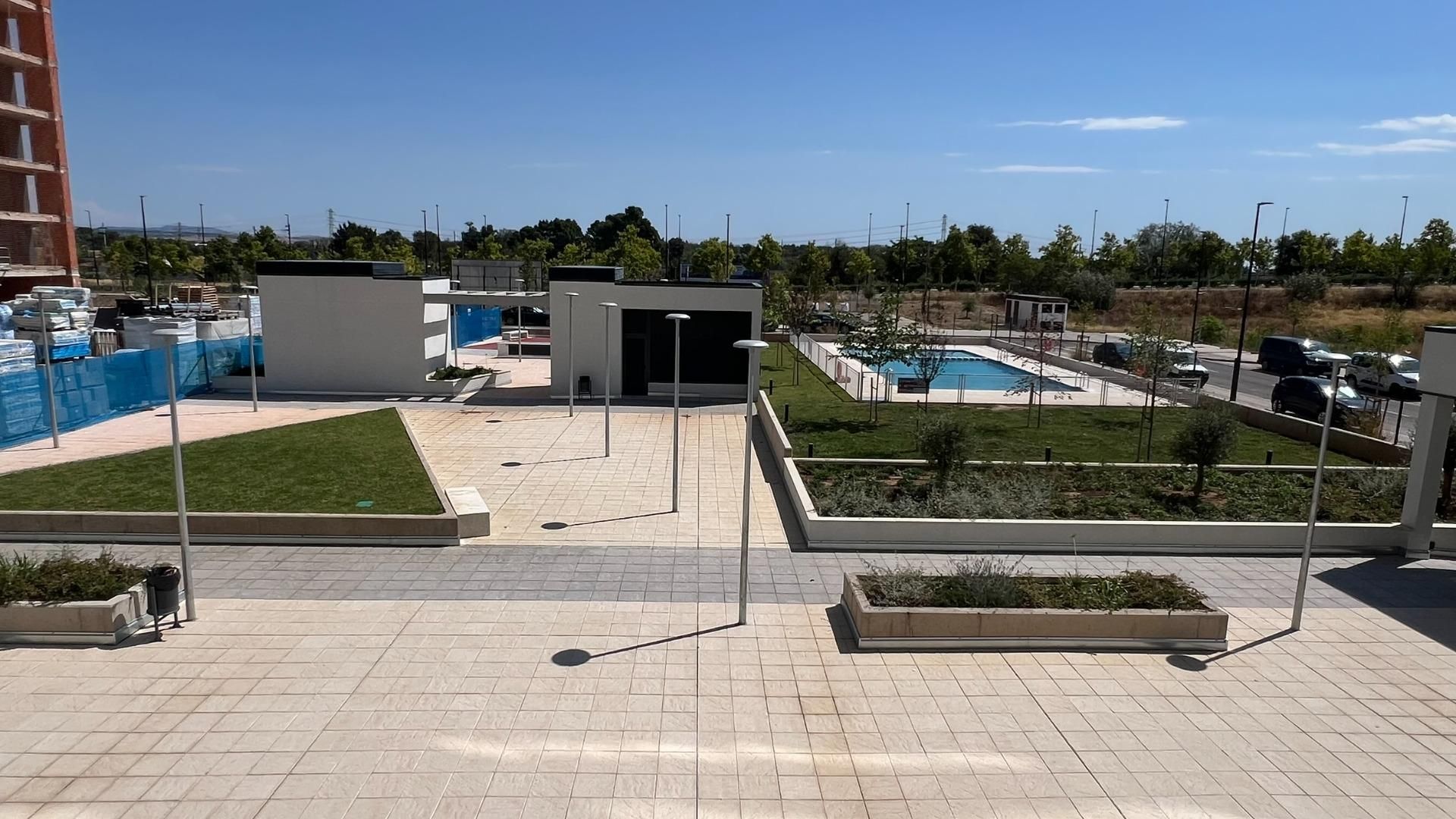 Piscina de Piso de alquiler en  Zaragoza Capital con Aire acondicionado, Calefacción y Terraza