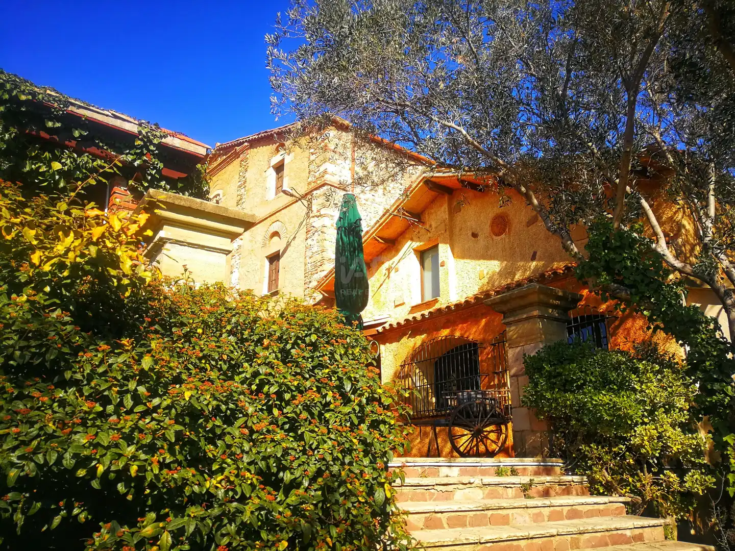 Vista exterior de Finca rústica en venta en Bigues i Riells del Fai con Aire acondicionado y Calefacción