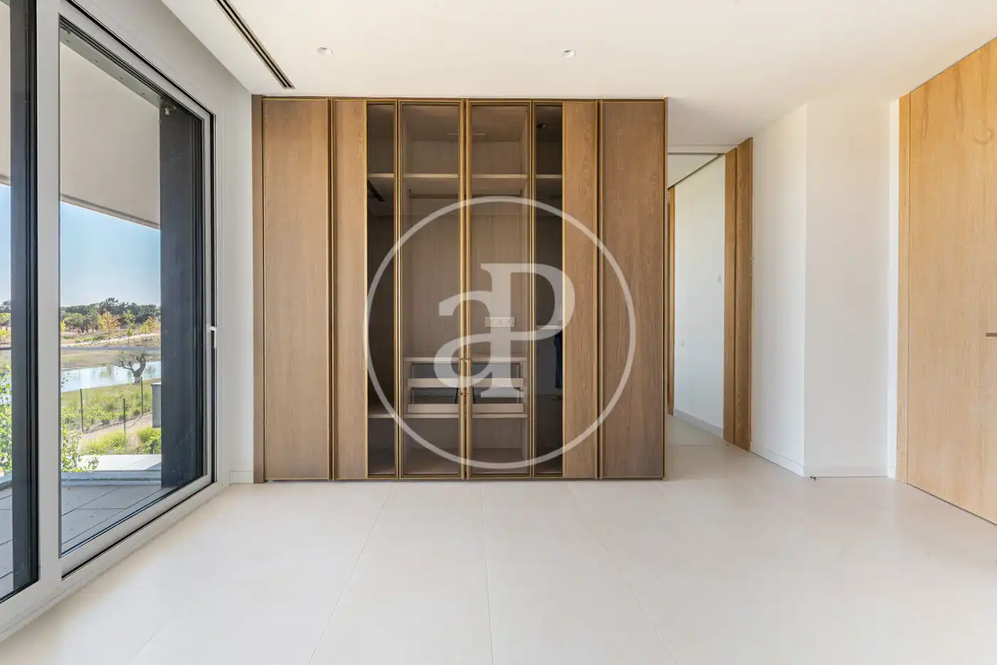 Bedroom of Flat for rent in Pozuelo de Alarcón  with Air Conditioner, Heating and Private garden