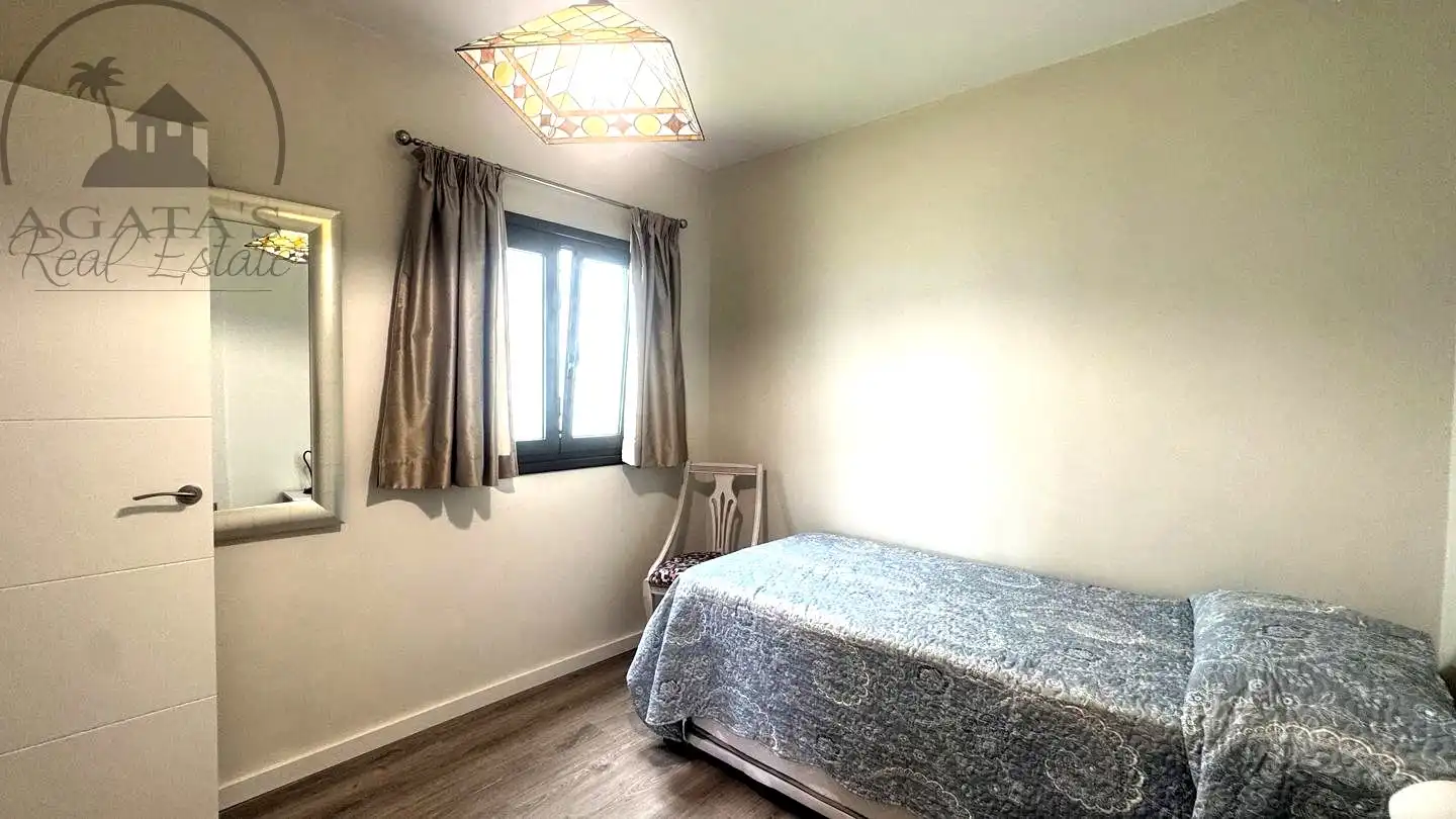Habitación de Piso de alquiler en Garachico con Terraza y Amueblado