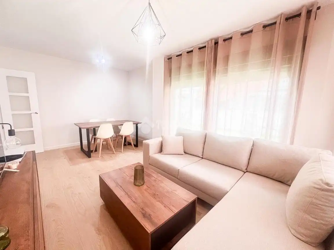 Sala de estar de Piso en venta en Navalcarnero con Aire acondicionado, Trastero y Piscina comunitaria
