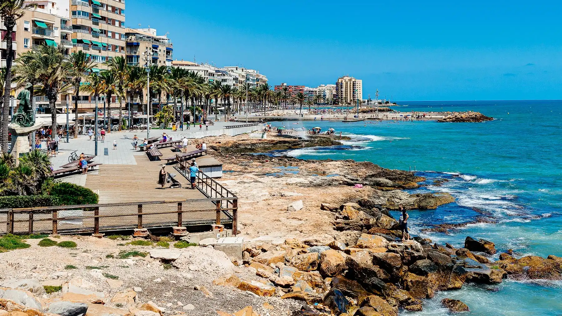 Vista exterior de Apartament en venda en Torrevieja amb Aire condicionat i Terrassa