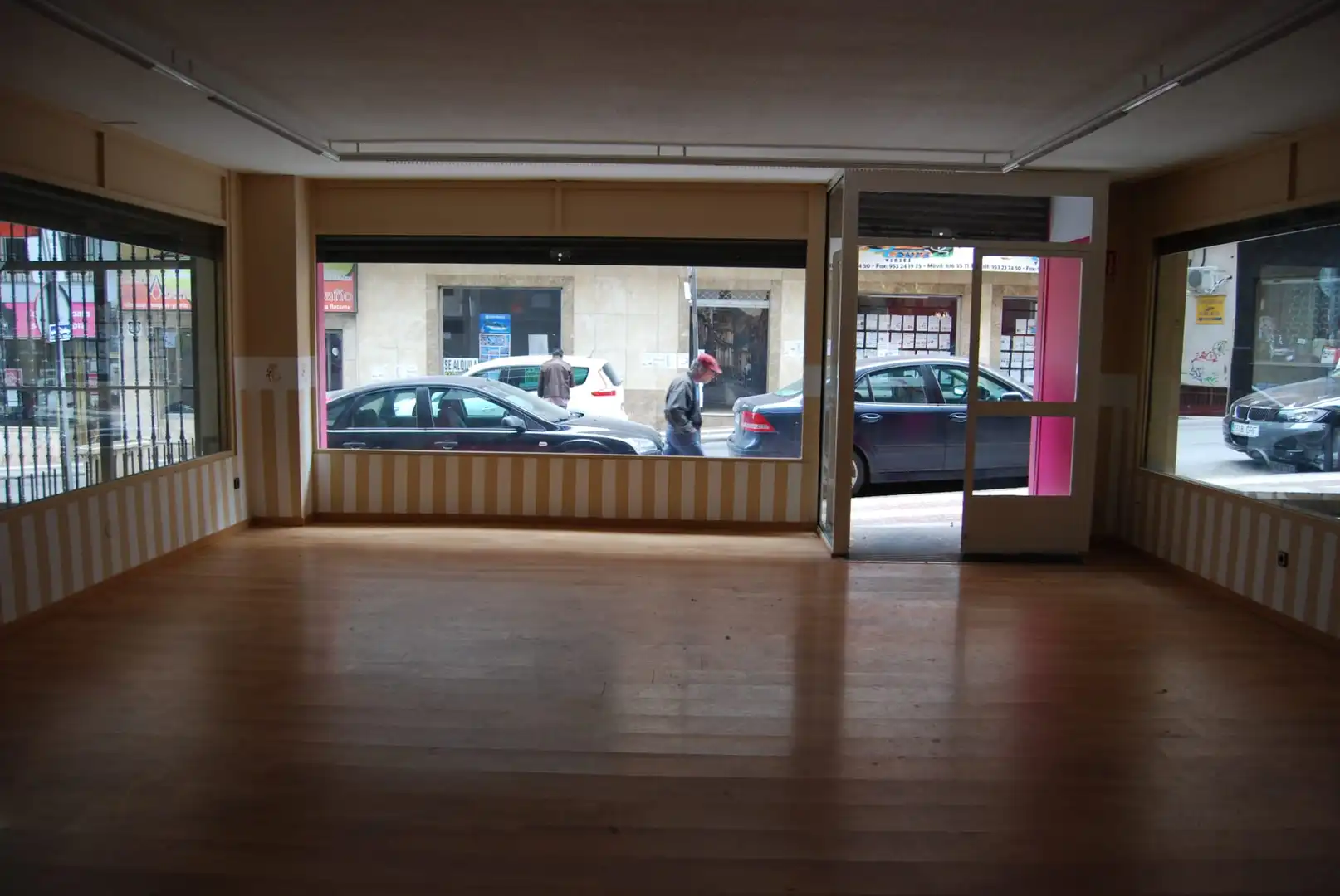 Business premises to rent in Calle Doctor Eduardo Arroyo 11, imagen 2