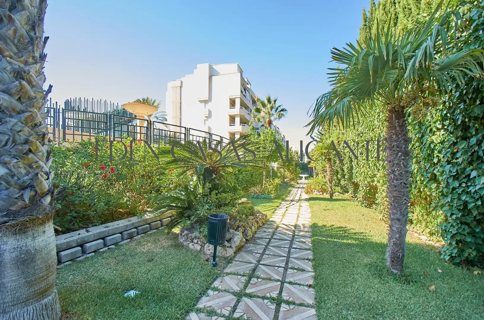 Piso con terraza en venta en Avenida PINTOR FERNANDO SORIA, imagen 33
