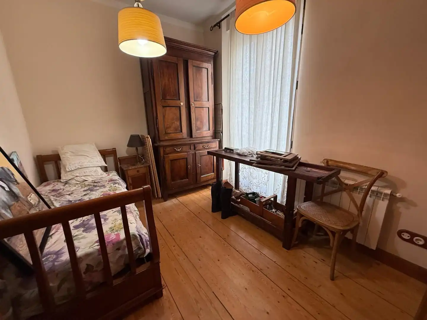 Dormitori de Casa adosada en venda en Peñaranda de Bracamonte amb Calefacció