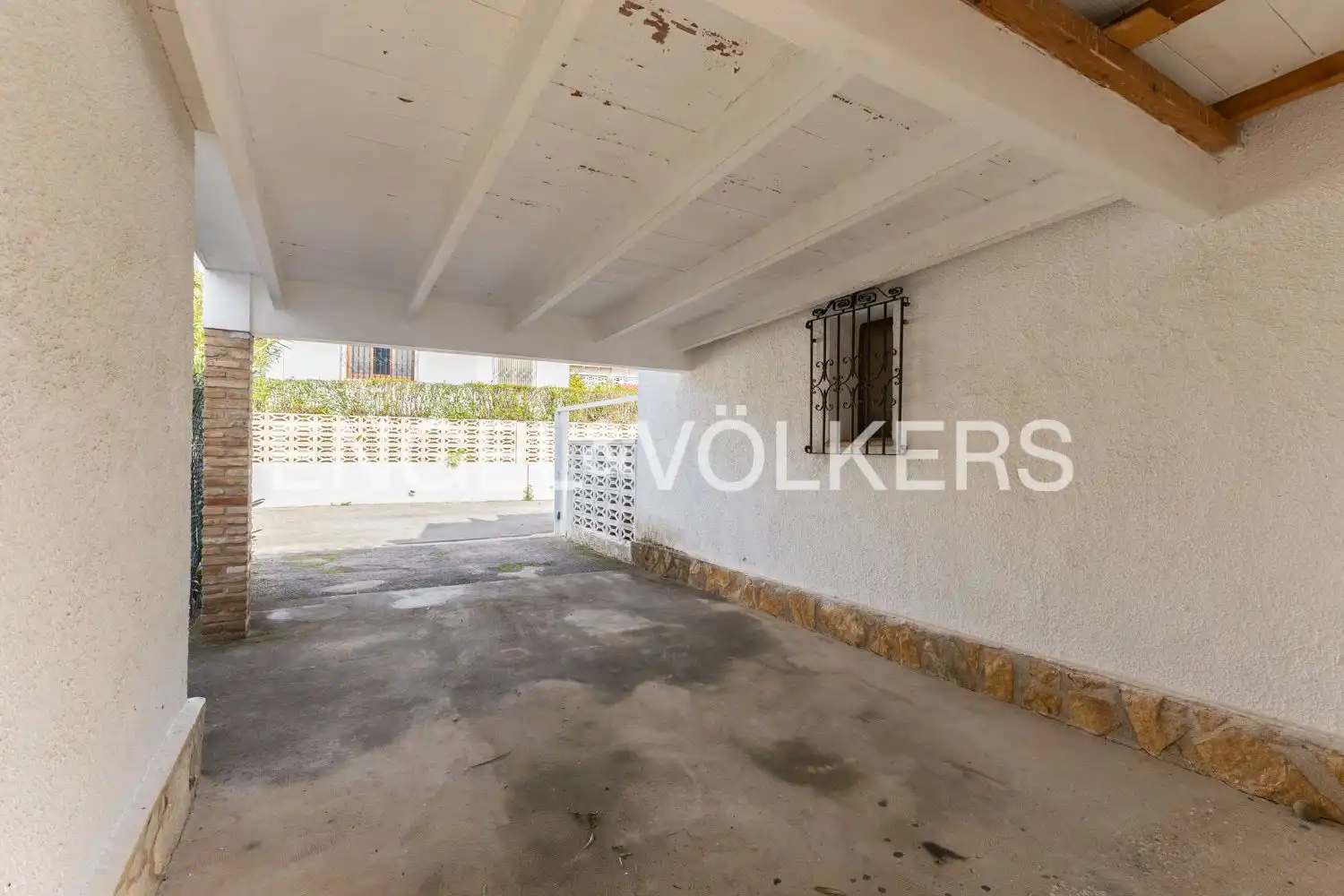 Houses for sale in Las Rotas / Les Rotes