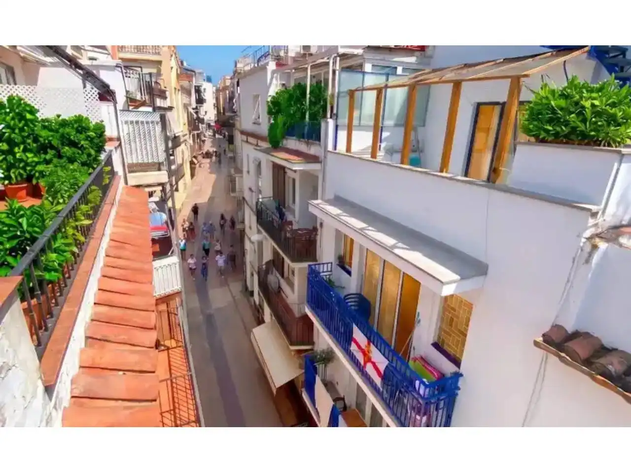 Außenansicht von Wohnung zum Verkauf in Sitges mit Klimaanlage, Heizung und Terrasse