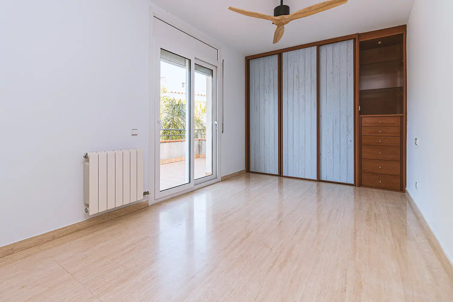 Dormitori de Casa adosada en venda en Sant Pol de Mar amb Calefacció, Jardí privat i Terrassa