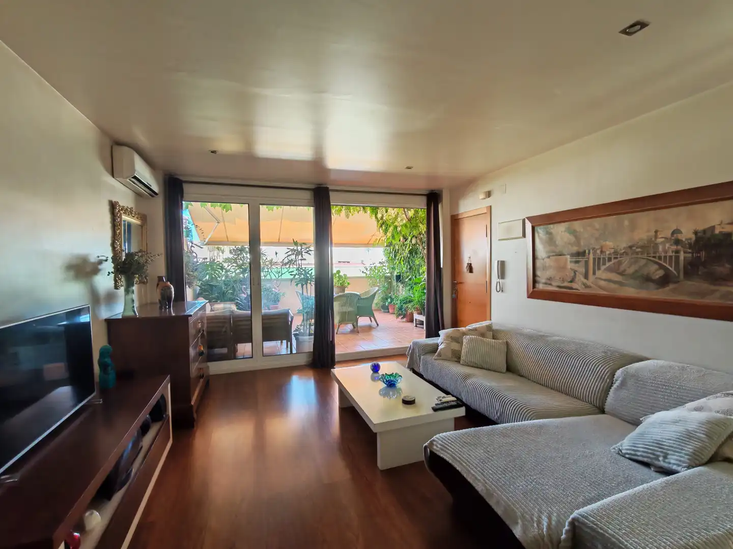 Sala de estar de Ático en venta en Elche / Elx con Aire acondicionado, Parquet y Terraza