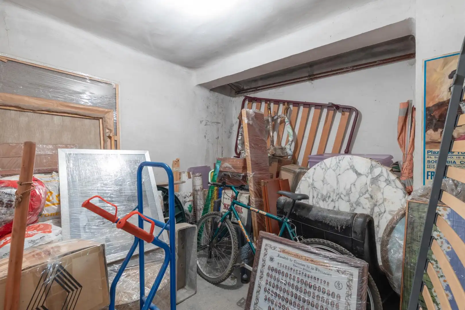 Piso en venta en Granada con Calefacción