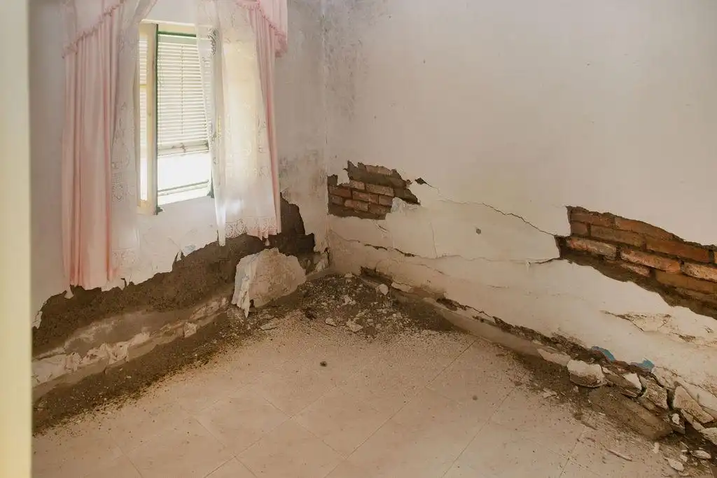 Casa con jardín en venta en Fabero, imagen 6