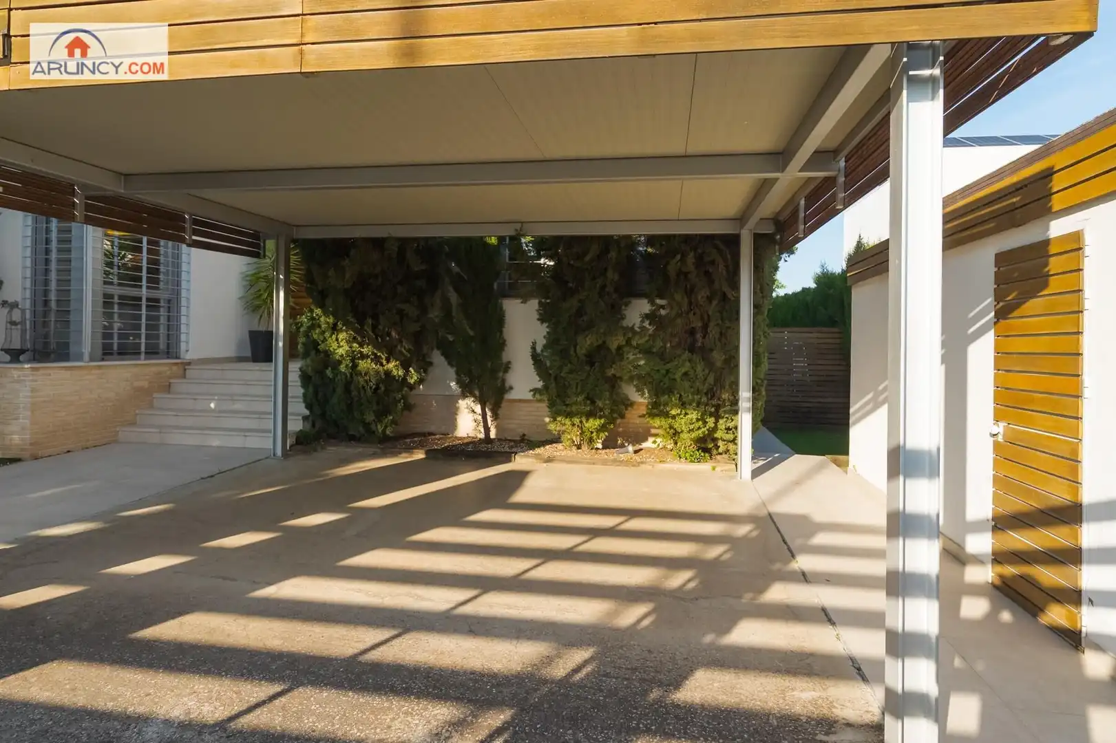 Casa o xalet en venda en Alcalá de Guadaira amb Aire condicionat, Calefacció i Jardí privat