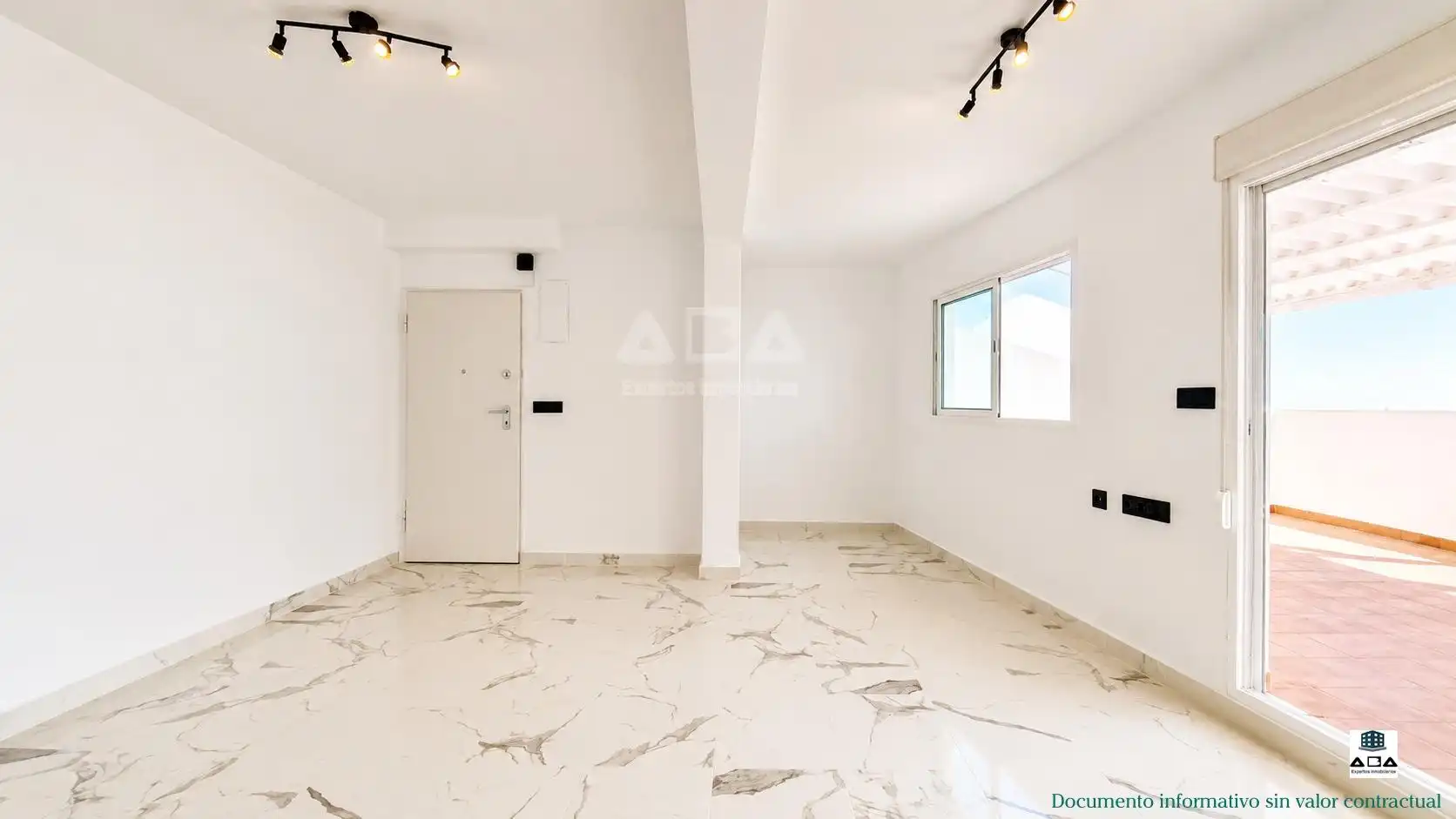 Sala d'estar de Àtic en venda en El Puig de Santa Maria amb Terrassa