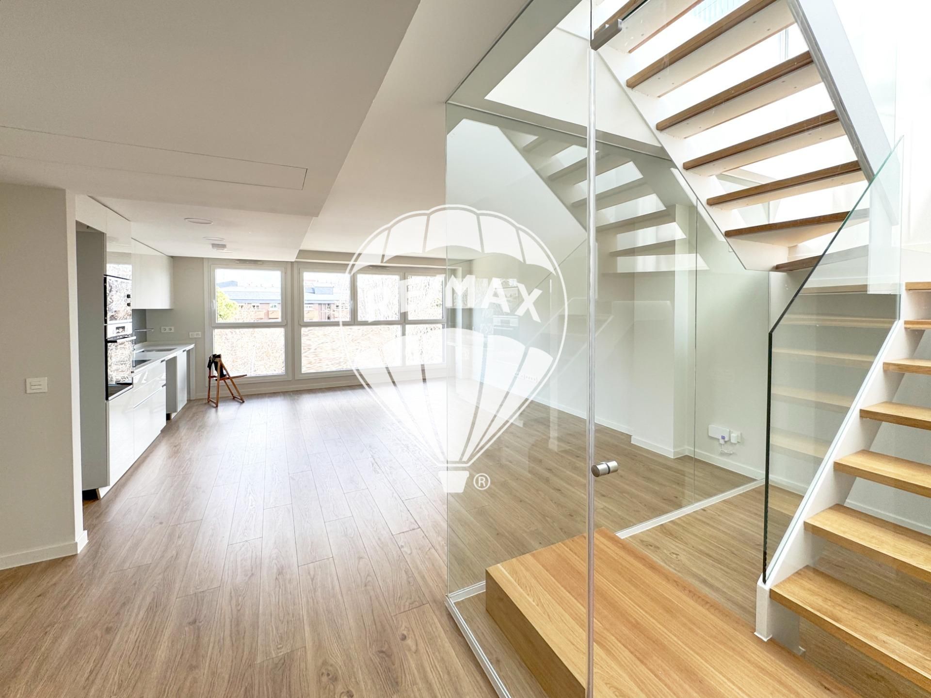 Attic for sale in  Madrid Capital  with Air Conditioner, Heating and Terrace