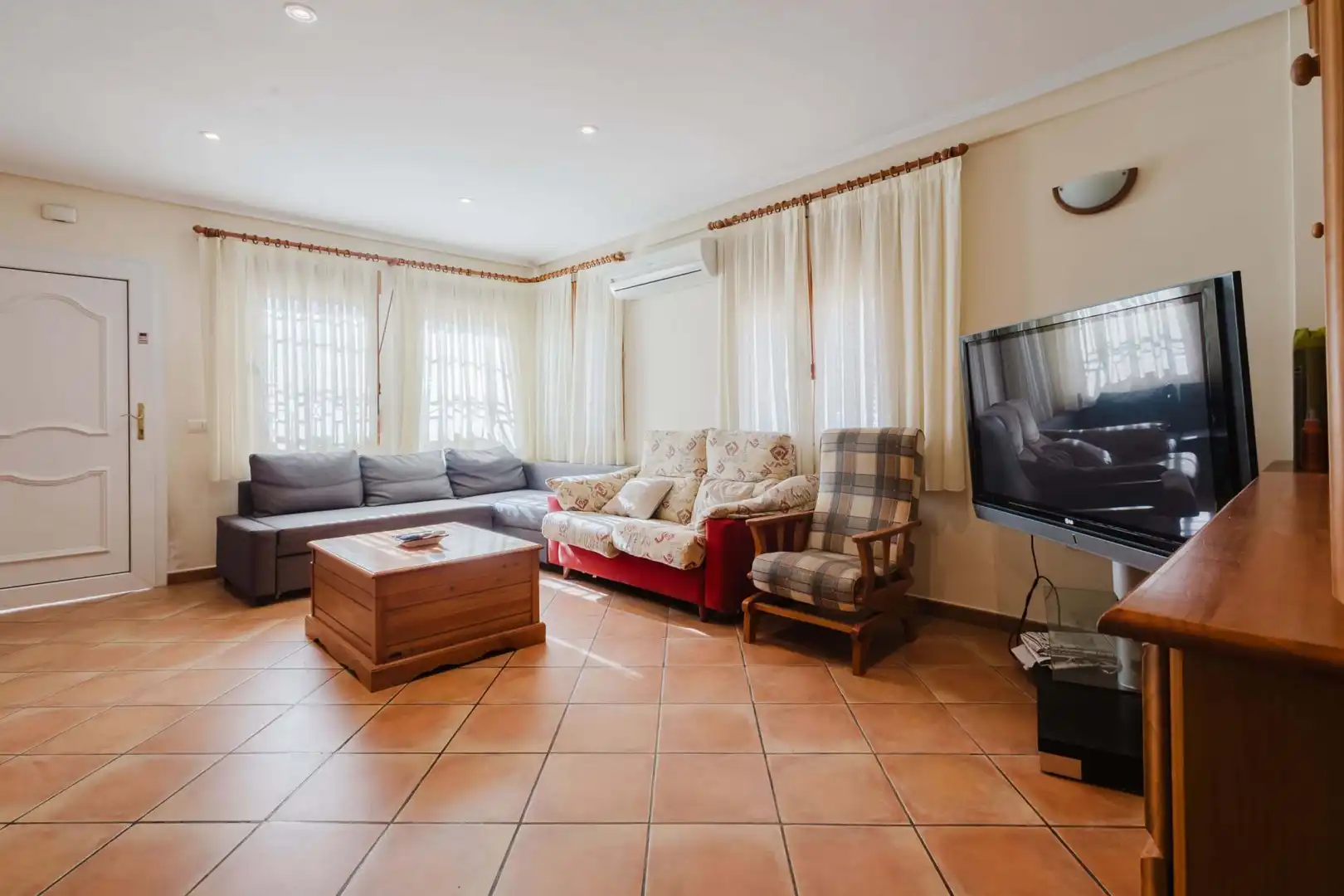 Sala de estar de Apartamento en venta en Torrevieja con Jardín privado