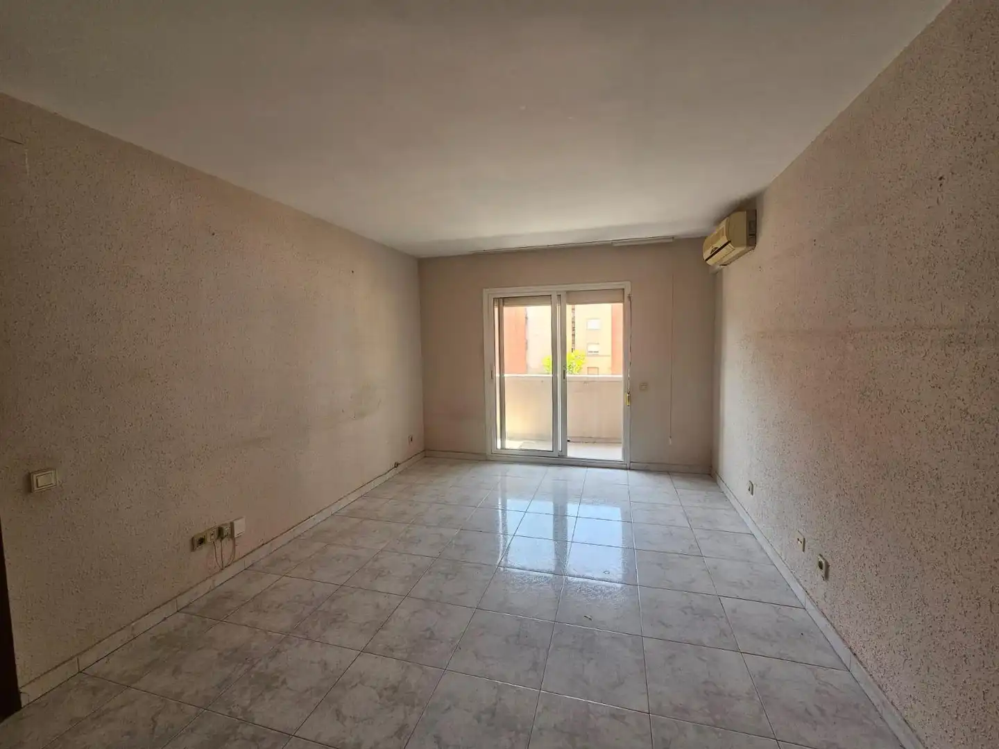 Sala d'estar de Pis en venda en Parets del Vallès