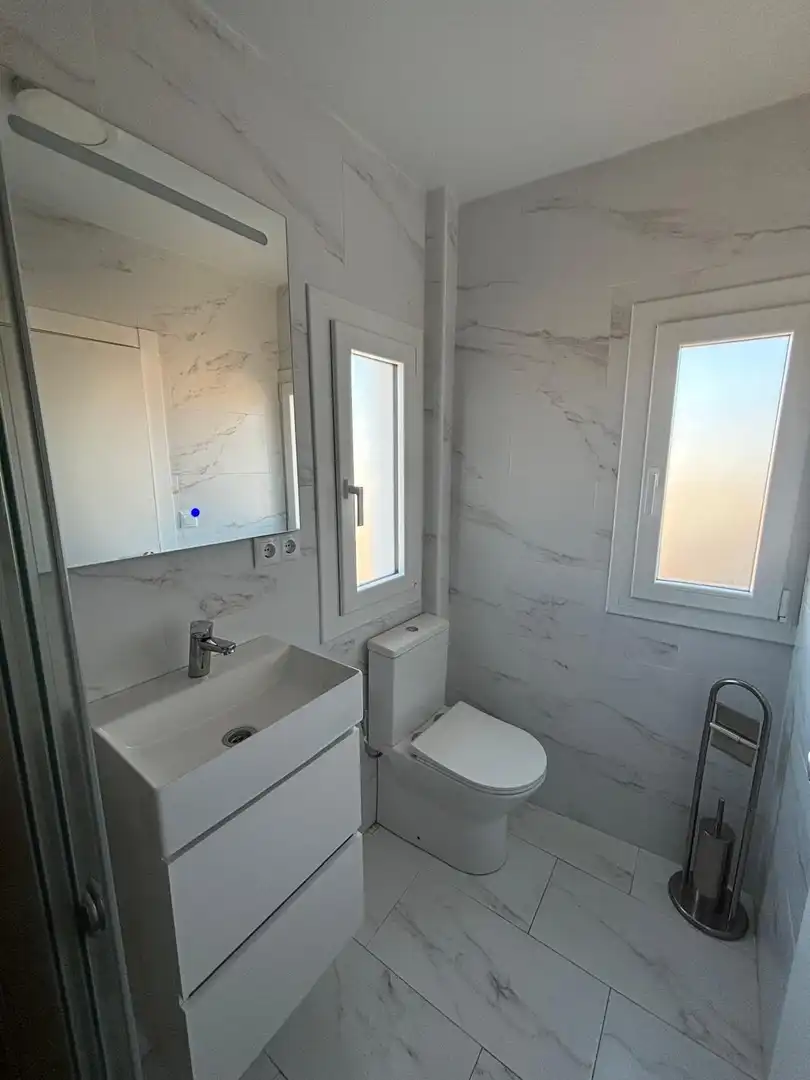Bathroom of Flat for sale in Cáceres  with Heating and Furnished