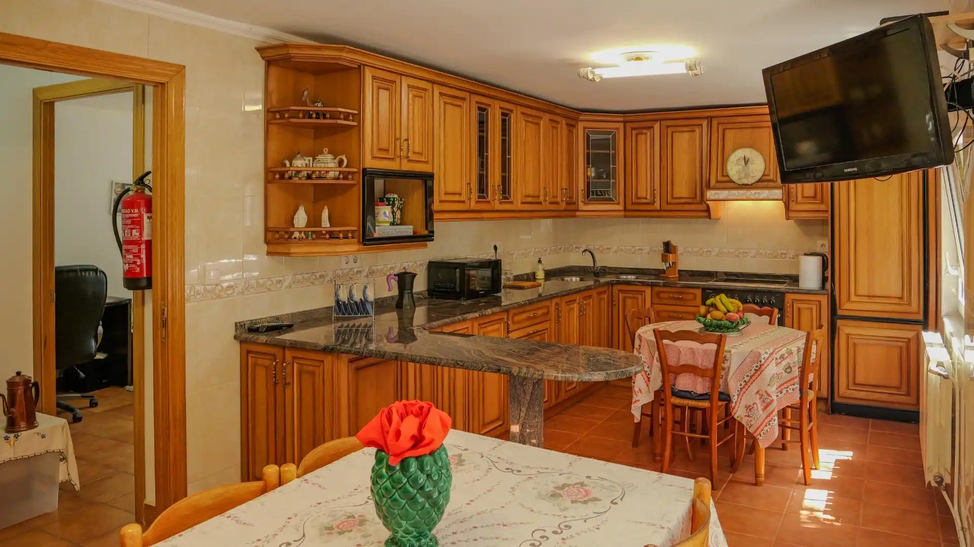 Cocina de Finca rústica en venta en Mahamud con Calefacción, Jardín privado y Terraza