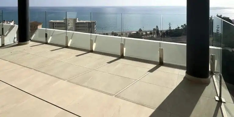 Apartament amb piscina en venda a Las Gaviotas  - Carvajal, imagen 2