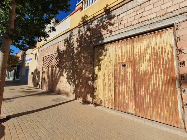Local en venda a C/ La Mojonera, Carretera Mojonera – Cortijos de Marín