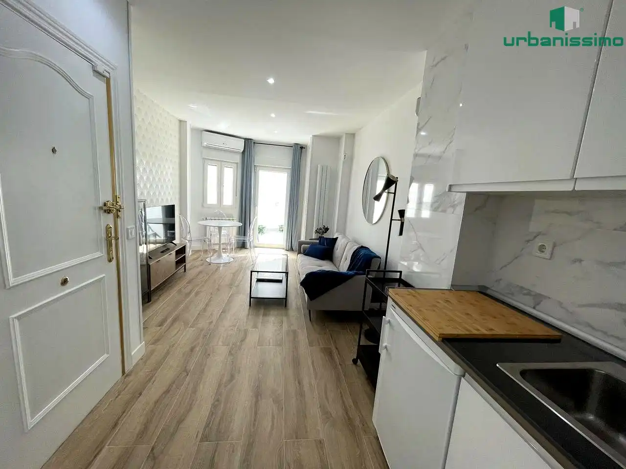 Sala de estar de Apartamento de alquiler en Madrid con Aire acondicionado, Calefacción y Terraza