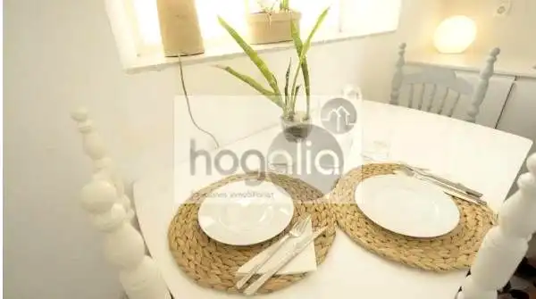 Dining room of Study for rent in Sevilla  with Air Conditioner and Furnished
