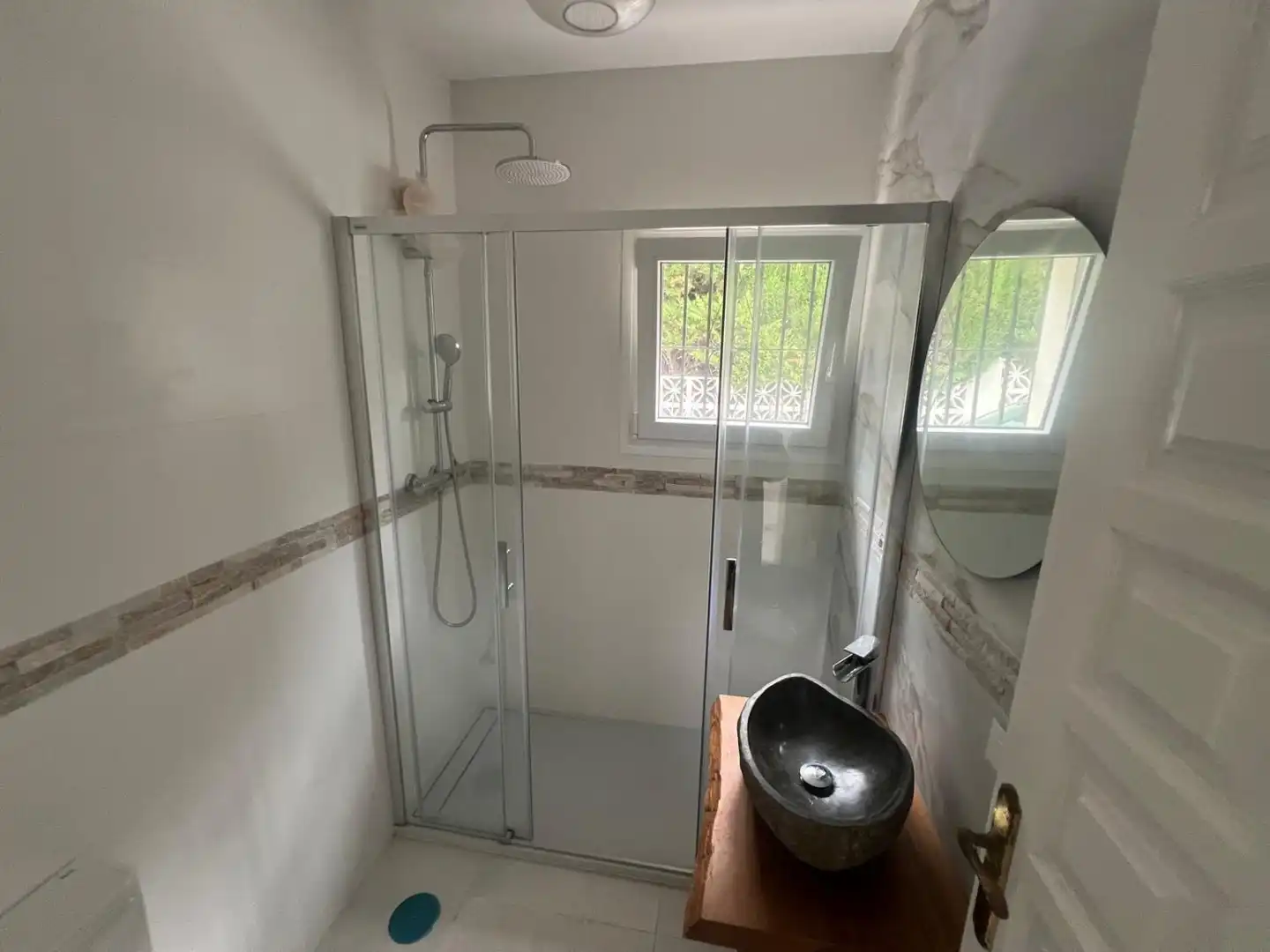 Chalet con piscina en venta en El Faro de Calaburra - Chaparral, imagen 25