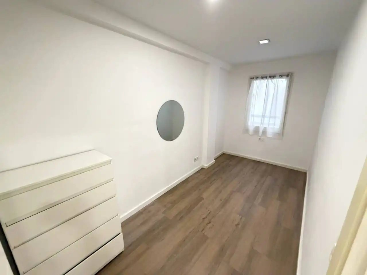 Schlafzimmer von Wohnung zum Verkauf in Barcelona mit Terrasse und Balkon