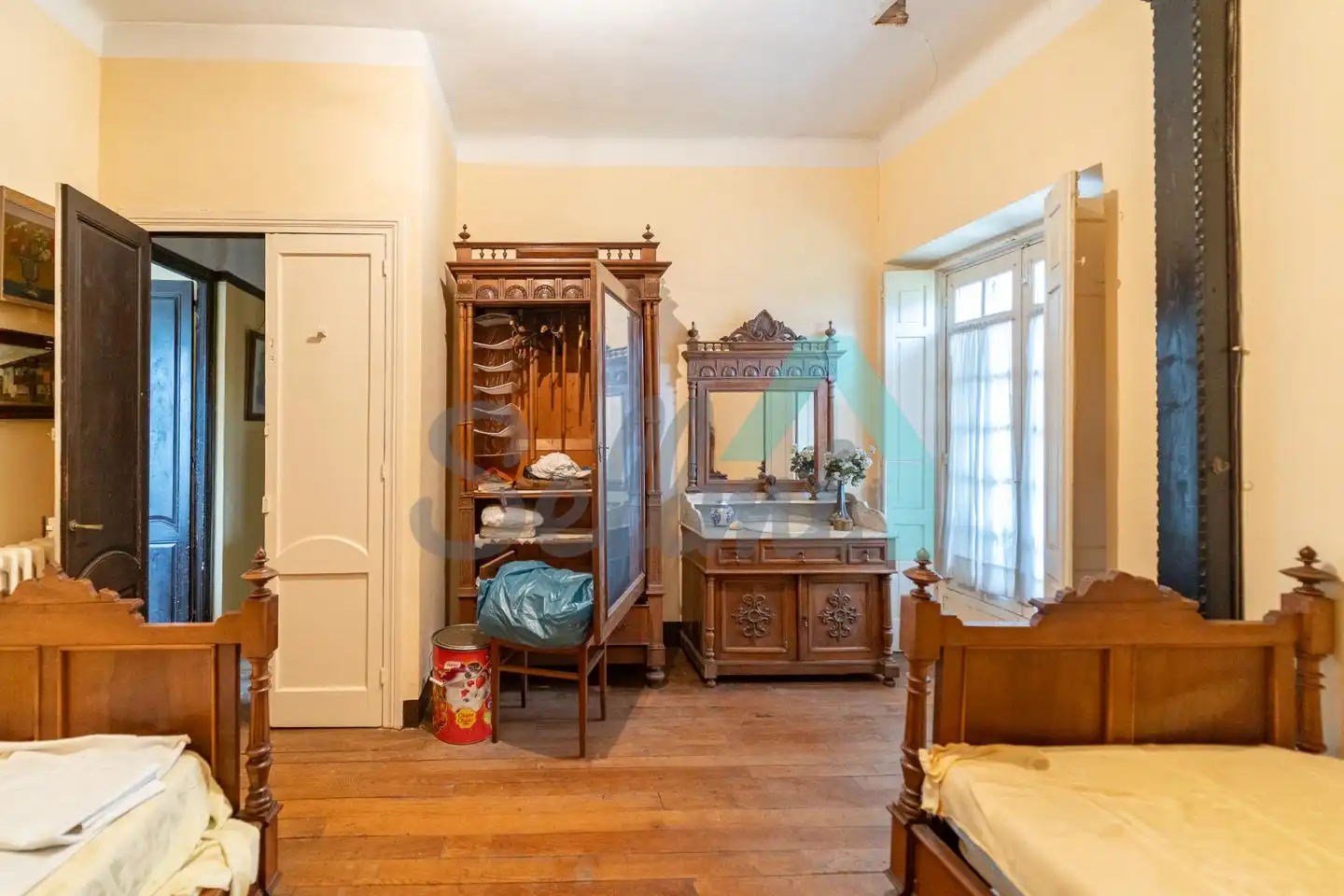 Dormitori de Casa o xalet en venda en Piloña amb Jardí privat, Parquet i Terrassa