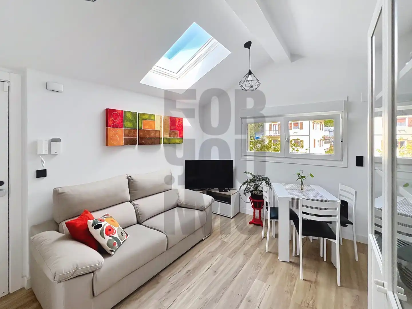 Penthouse for sale in Calle LARREZABALETA
